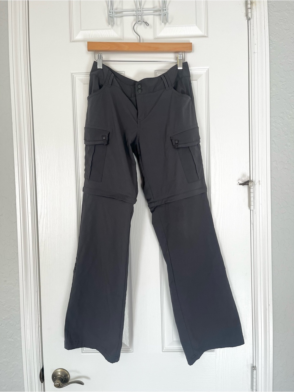 prAna Women’s Grey Convertible Hiking Pants Zip Off Size 8